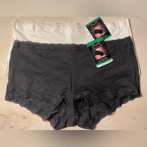 Maidenform Boyshort With Lace Panties New With Tags